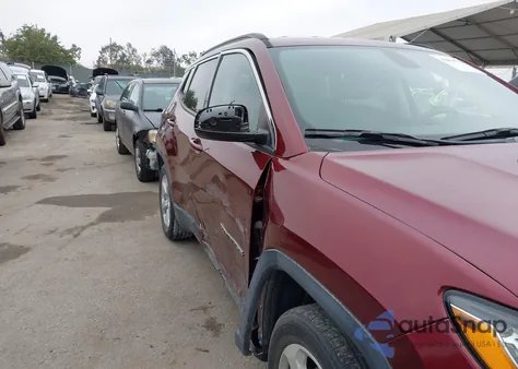 2020 Jeep Compass Latitude Fwd from USA, damaged, VIN 3C4NJCBB9LT224958
